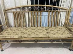 Used  Iron sofa set  For sell urgently