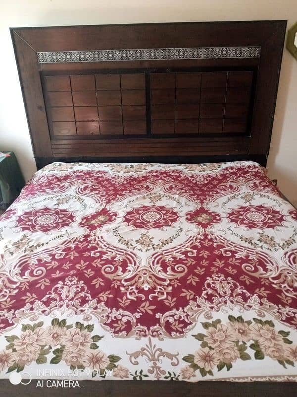 Double bed (wooden) 1