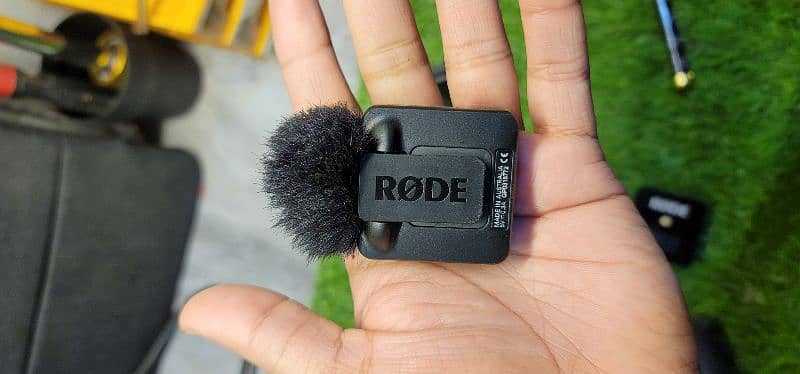 RODE wireless go ii mic and go 1 mic receiver go 2 mic transmitter 7