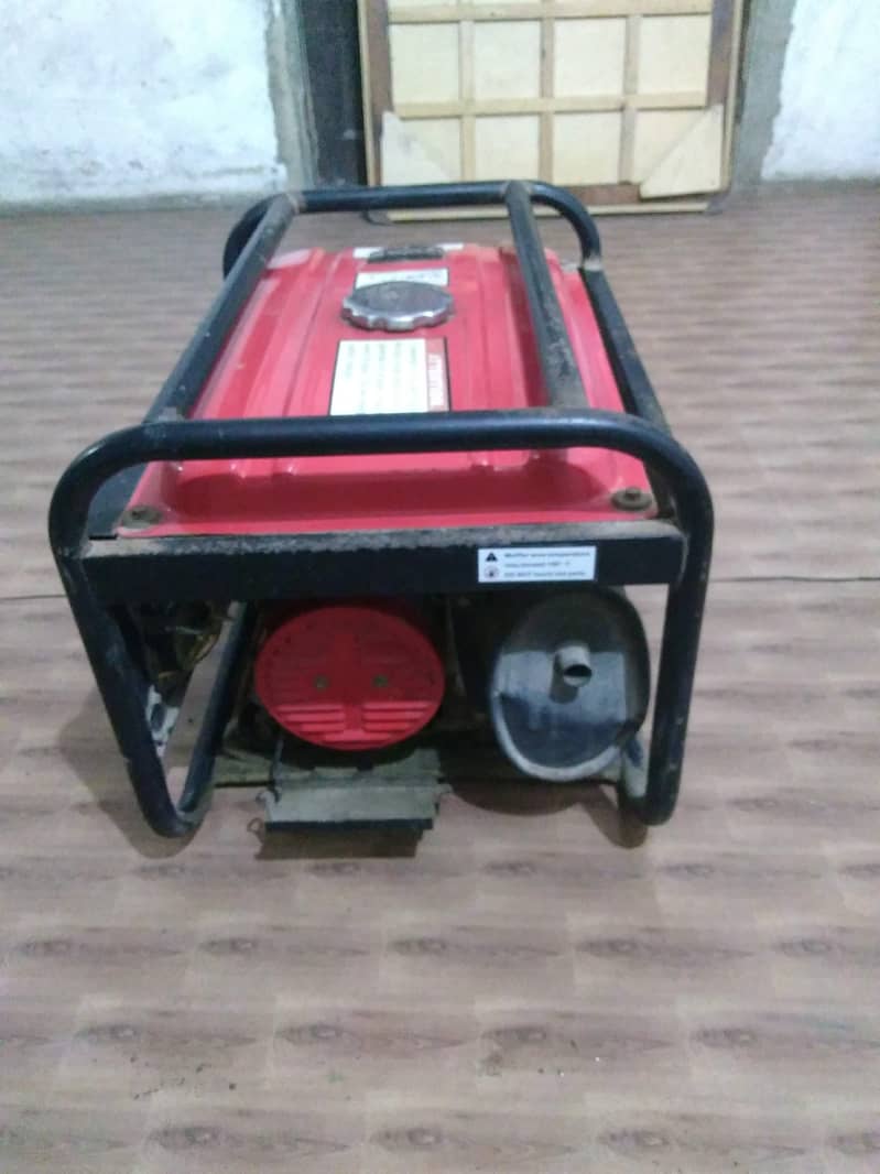 GRANNITTO Generator GT2000ES 1500-W 4