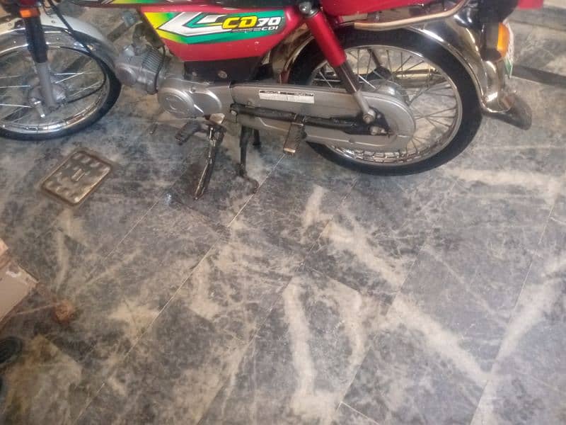 Honda 70 cc bike 2