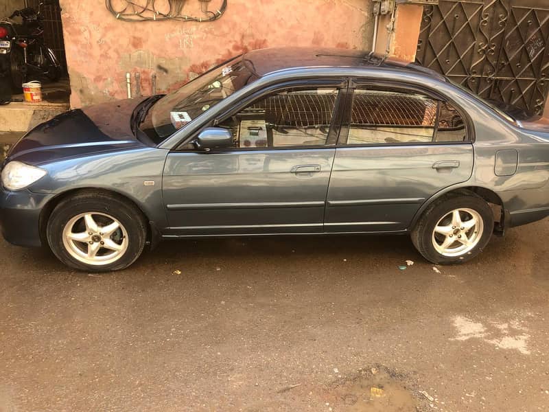 Honda Civic EXi 2005 10