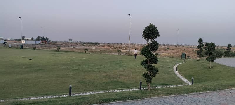 1 Kanal Balloted Plot No 07 Lane No Sector C Overseas West Plot For Sale 3