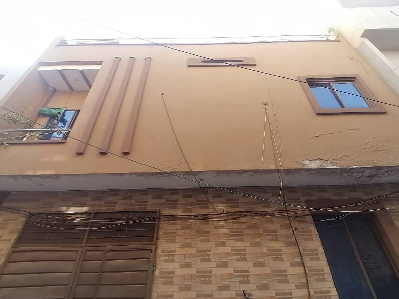 A Centrally Located House Is Available For sale In Lahore 1