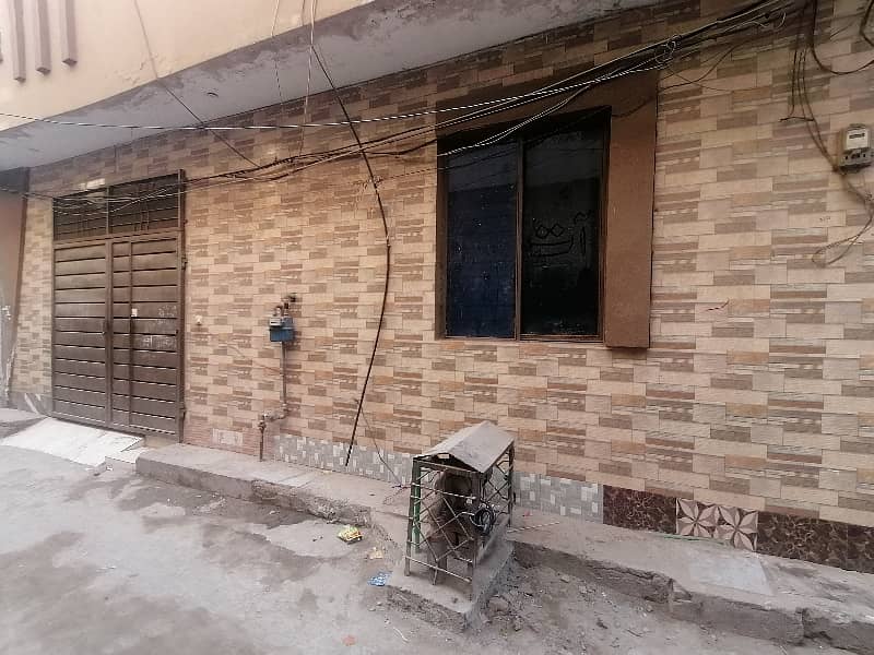 A Centrally Located House Is Available For sale In Lahore 4