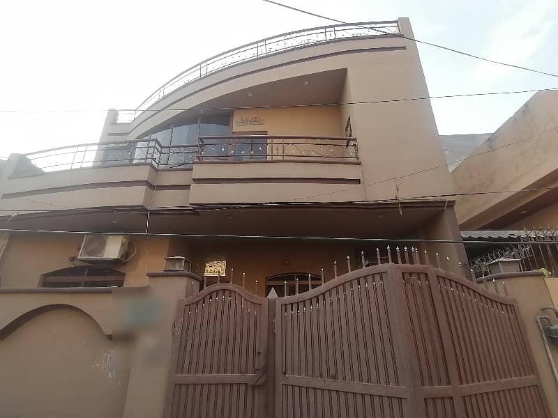 In Marghzar Officers Colony 8 Marla House For Sale 1