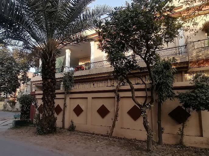 Beautifully Constructed Corner House Is Available For sale In Marghzar Officers Colony 2