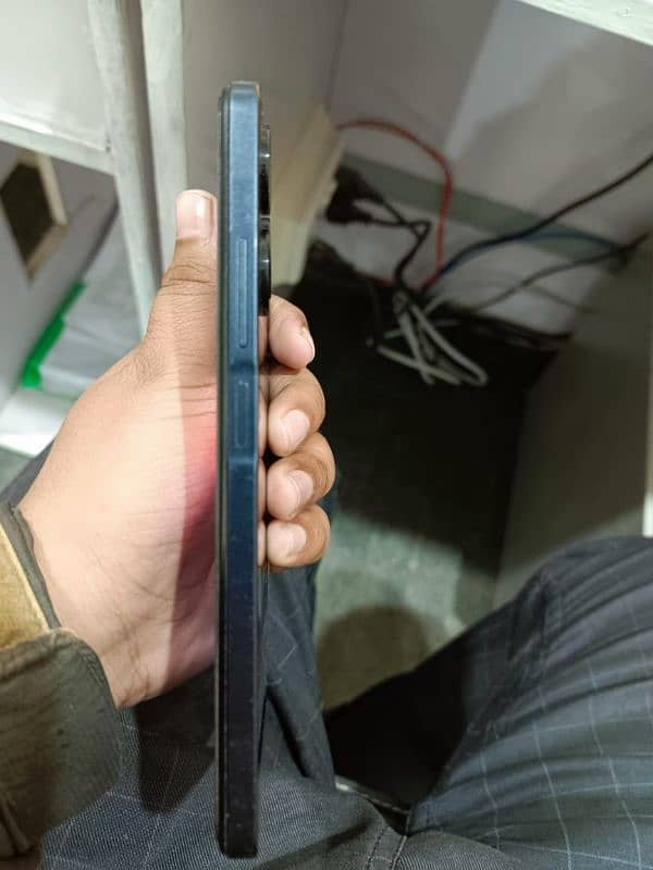 Infinix hot 30 8+8 Ram 128 Gb Storage 6