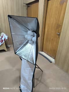 HD Studio Light brand new just one time used after unboxing