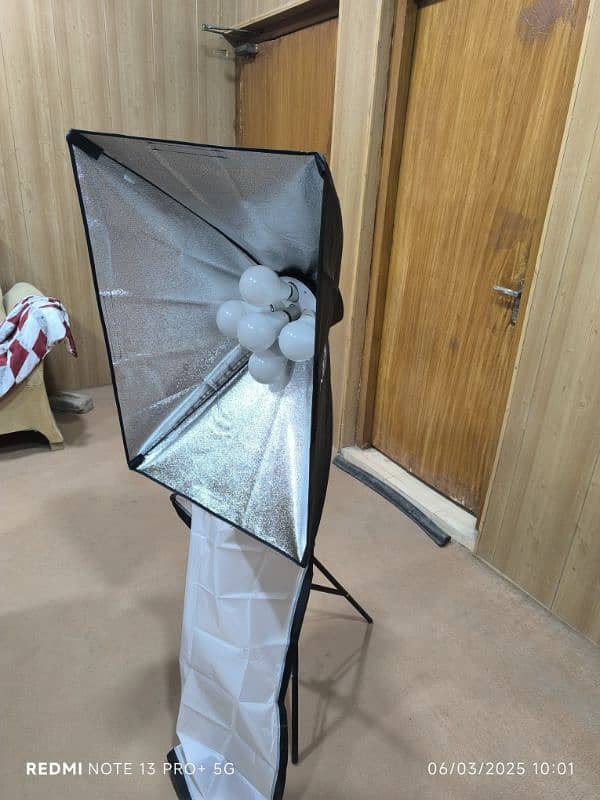 HD Studio Light brand new just one time used after unboxing 0