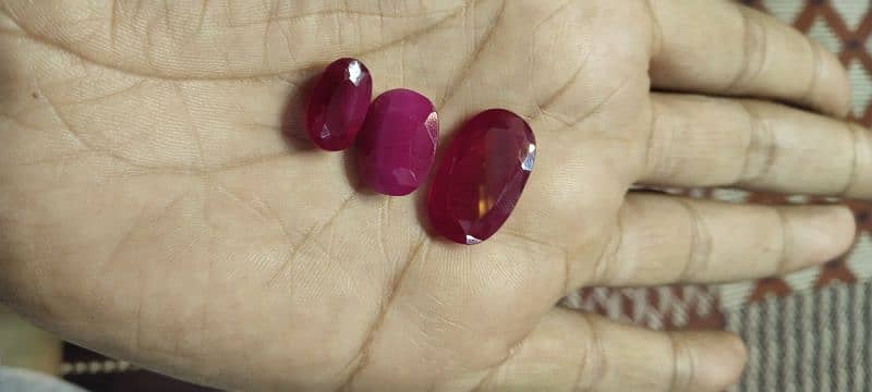 100 ORIGINL NATURAL GURRNTED IMPORTED STONES 14