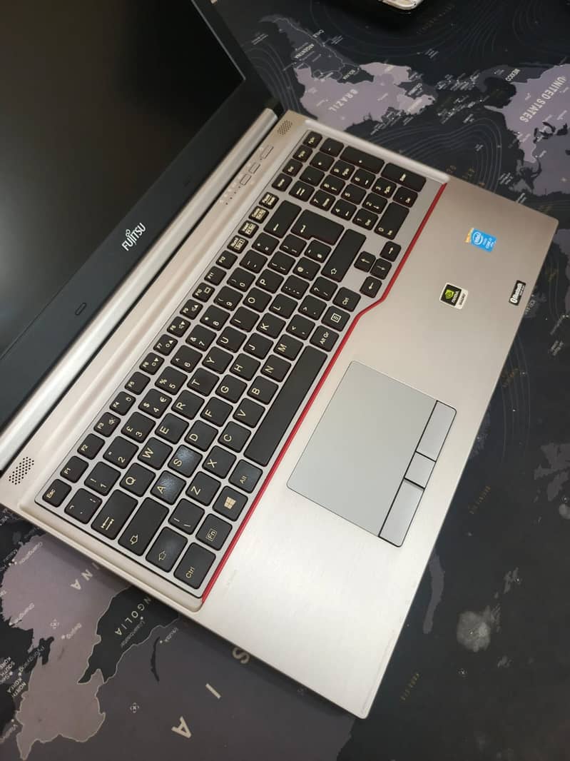 Fujitsu CELSIUS H730 Core i7-4800MQ Mobile workstation NVIDIA Quadro 0