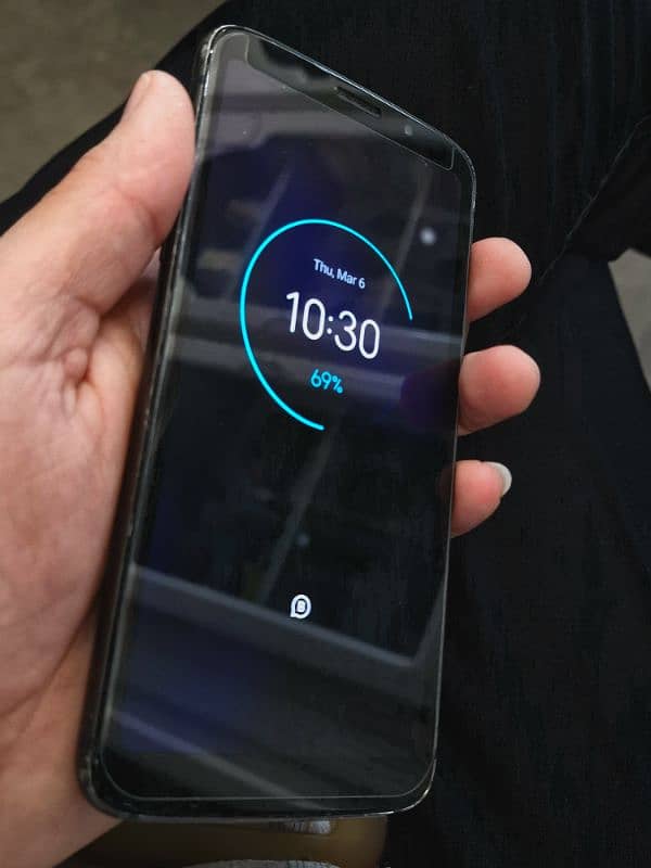 moto z3 4/64gb pta approved exchange possible 1