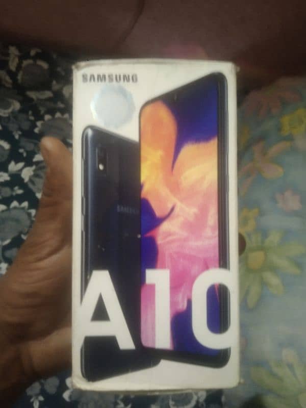 Samsung Galaxy a10 2 32 with box 2