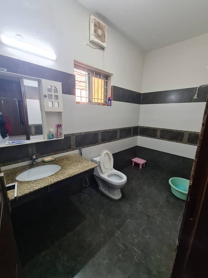 Hot Location! 10 Marla House for Sale in Fazaia Housing Scheme Phase 1 17