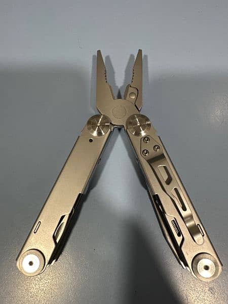 Multitool 13 in 1 2