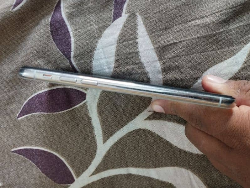 Iphone X non pta 64gb  good condition 3