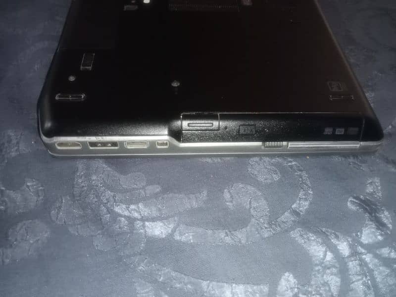 Laptop Core i5 2nd generation 9