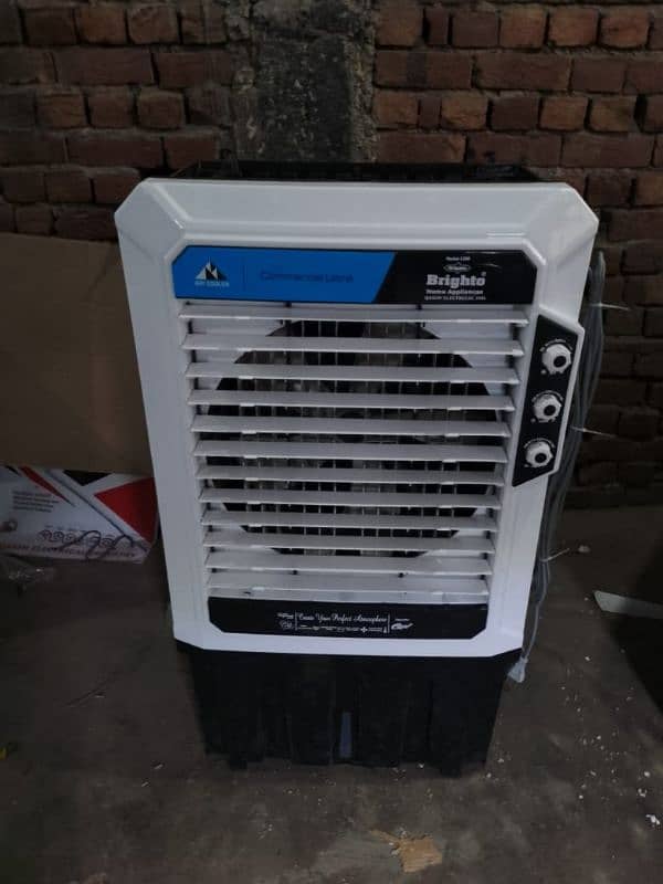 pure plastic body coolers 3