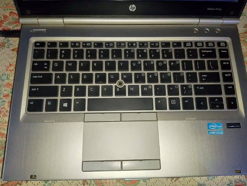 Hp EliteBook 8470 Core I5 3rd Generation 8gb ram 128gb Ssd 750gb Hard 1