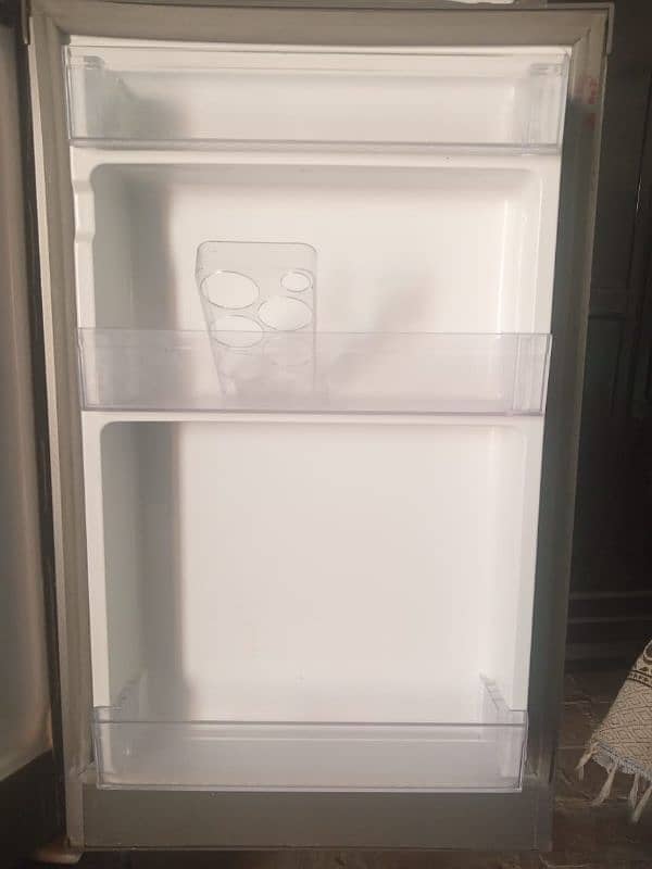 Refrigerator 9