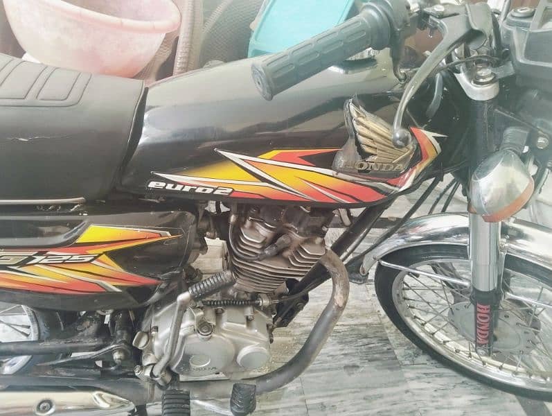 Honda 125 Black Model 2021 4