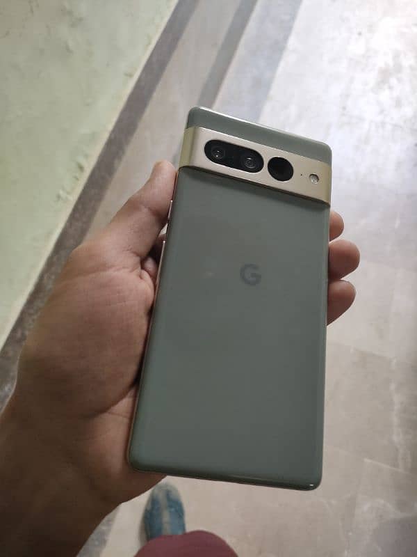 Google Pixel 7 pro 6