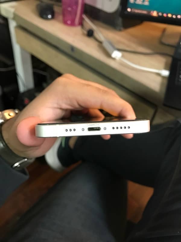 Iphone 12  256gb 4