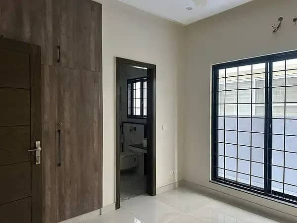 5 Marla Single Storey Grey Structure House For Sale In Canal Garden 2