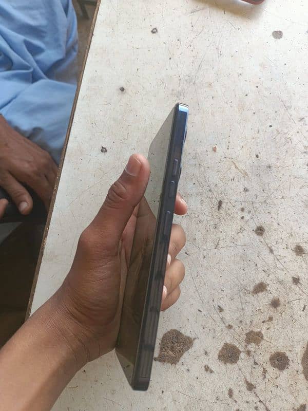 Tecno Camon 20 With Box and Charger 5