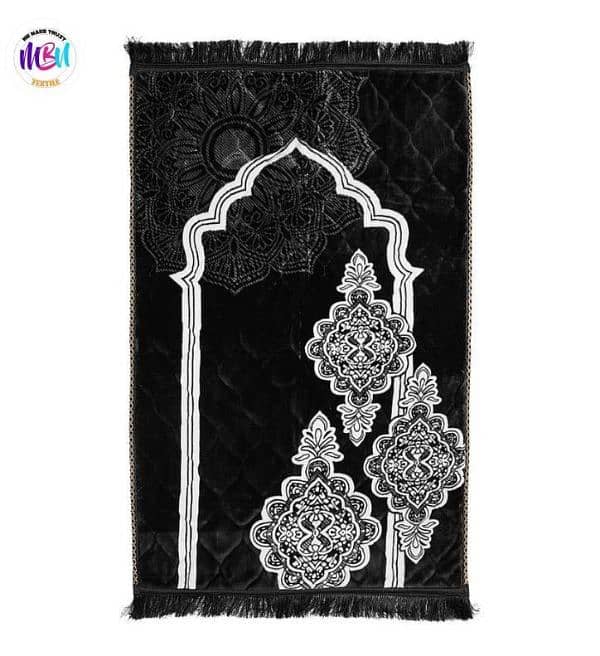 velvet Embossed prayer Mat 1