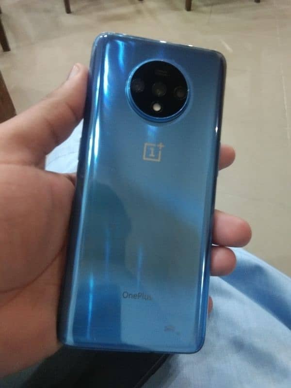 oneplus 7t Good condition 8gb ram 128gb best for pubg 90fps 4