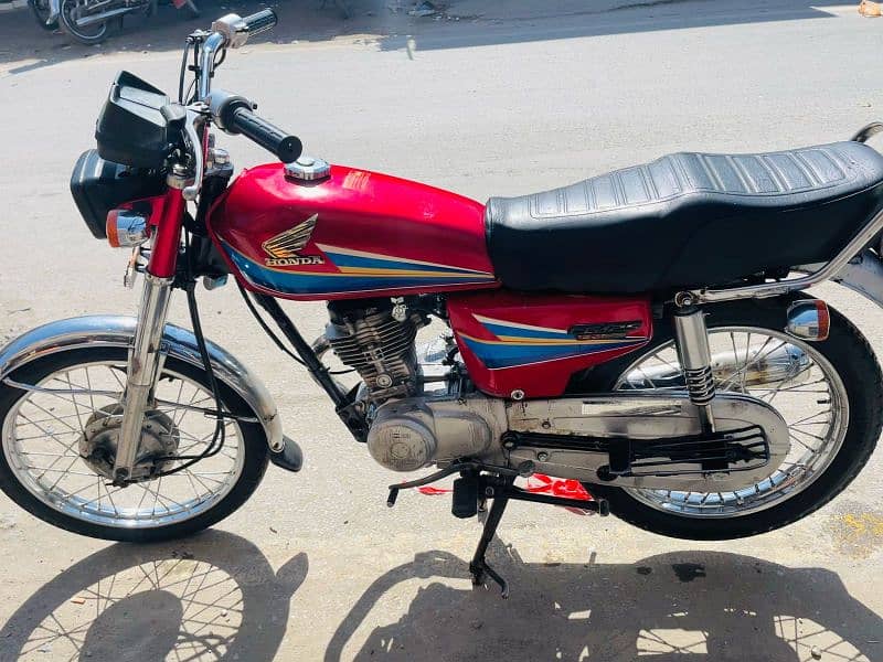 Honda CG125  2008 model  10 by 9 condition 1