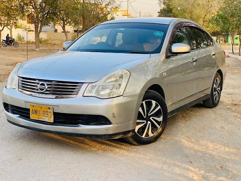 Nissan Bluebird Sylphy 2006 | Nissan bluebird in silver for sale 0