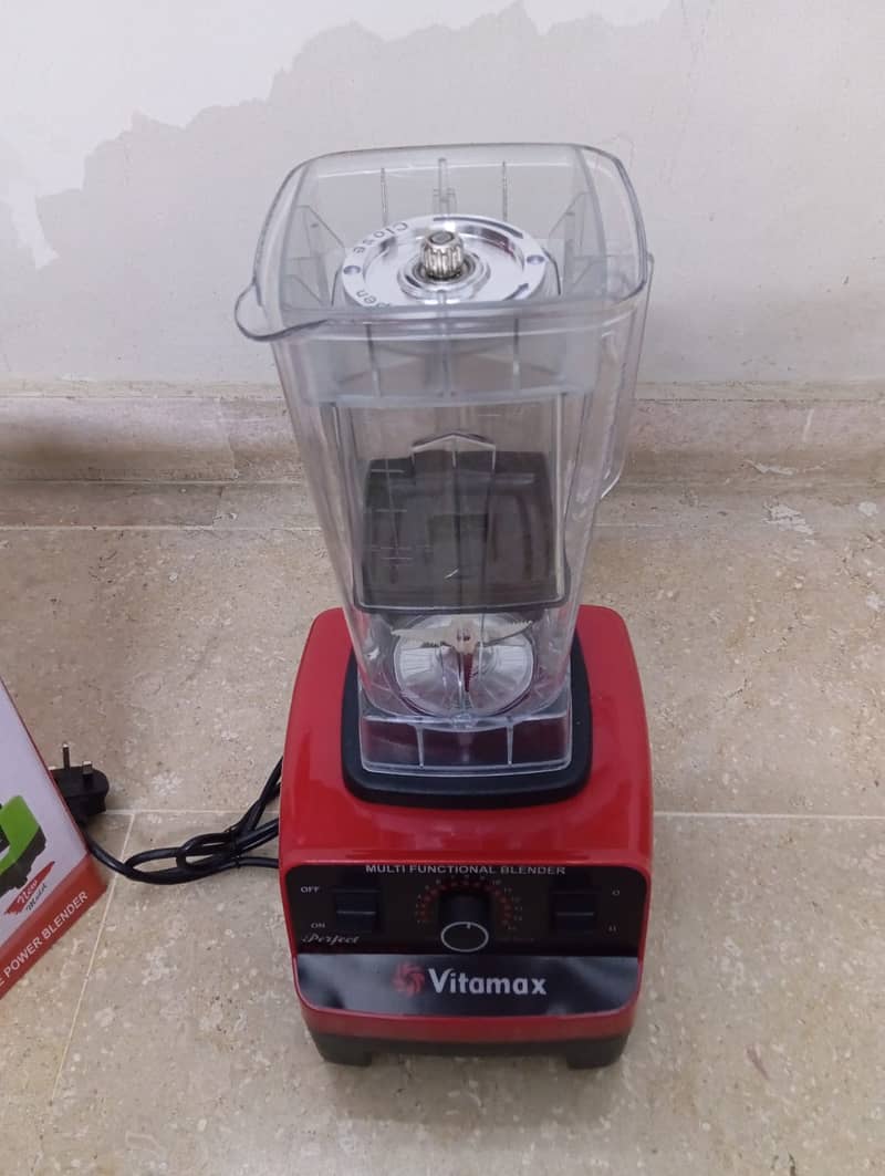 VITAMAX 2-in-1 Juicer Blender Machine 1