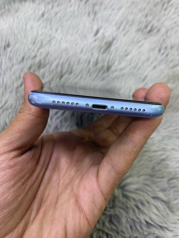 iPhone xr Non Pta 5