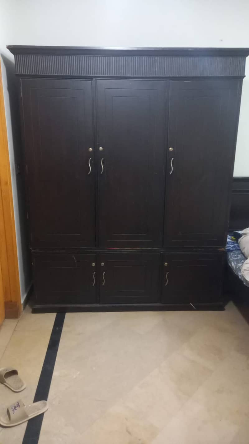 Triple Door Almirah (Wardrobe) for Sale 0