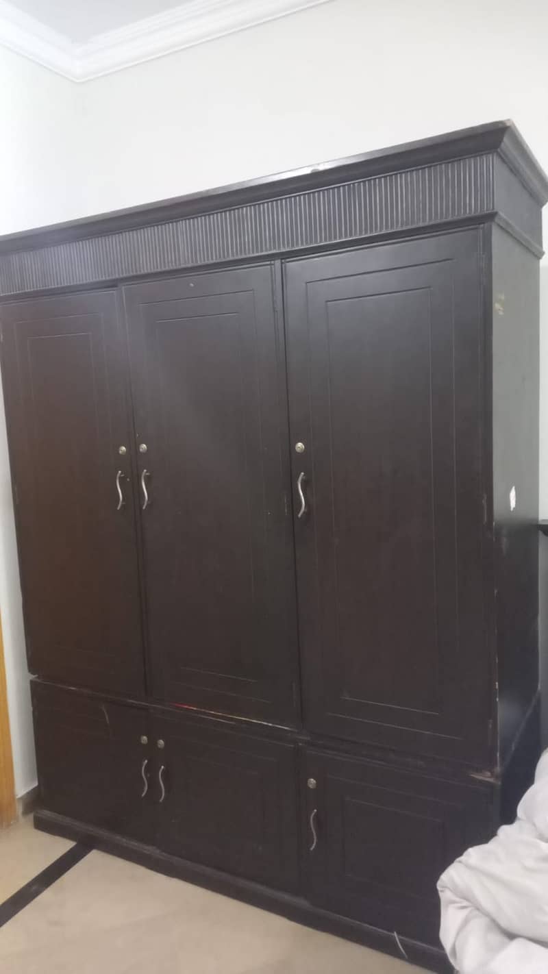 Triple Door Almirah (Wardrobe) for Sale 1