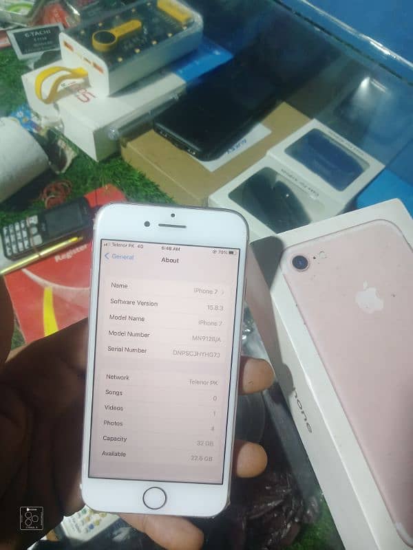 iphone 7 urgent sale 3