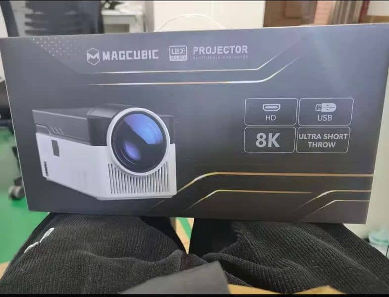 New Hy450 pro Model Magcubic projector 1