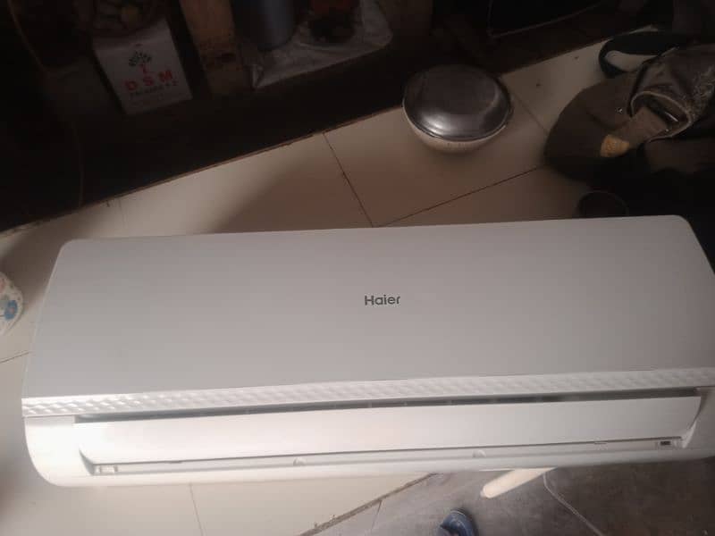 Haier AC 1 ton like new condition 0