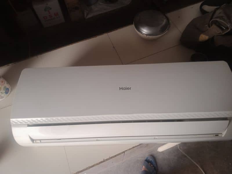 Haier AC 1 ton like new condition 1