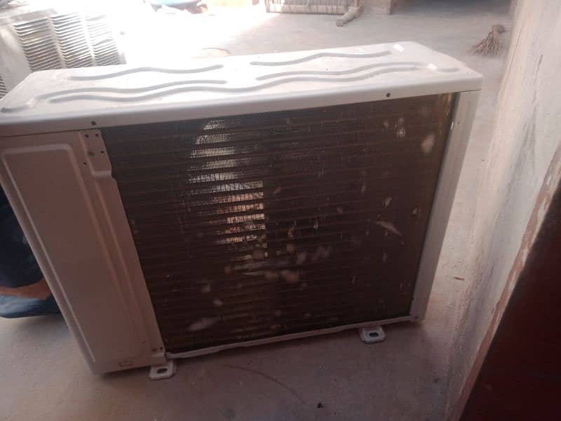 Haier AC 1 ton like new condition 4