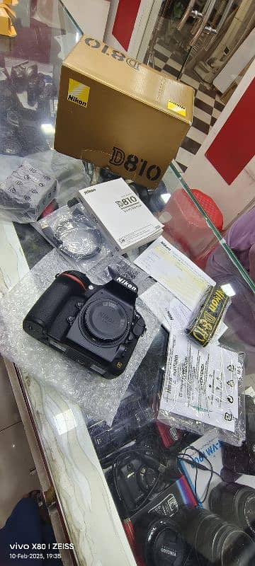 Nikon D810 New condition With Box 0