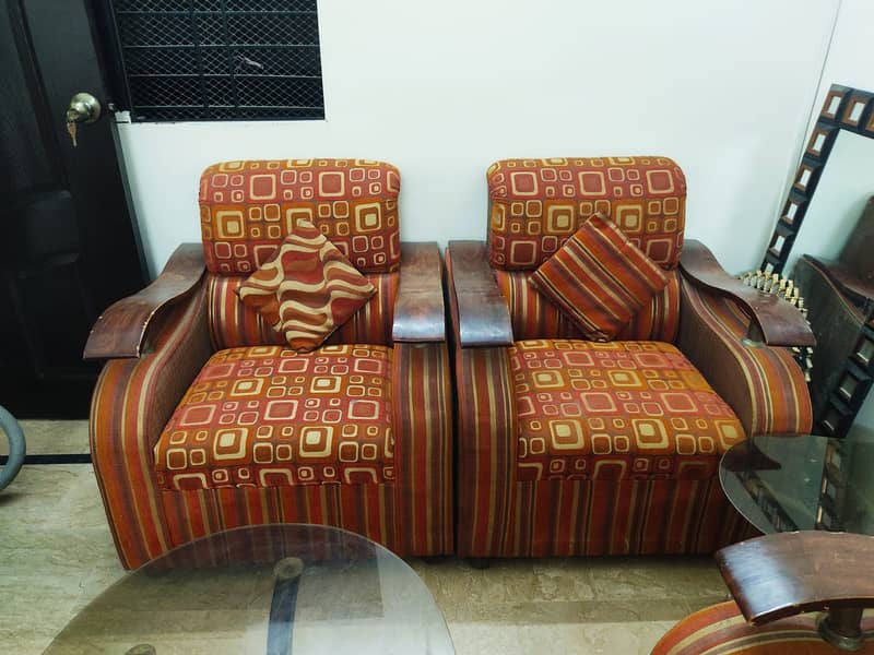 8-Seater Sofa Set in Good Condition – Affordable Price! 1