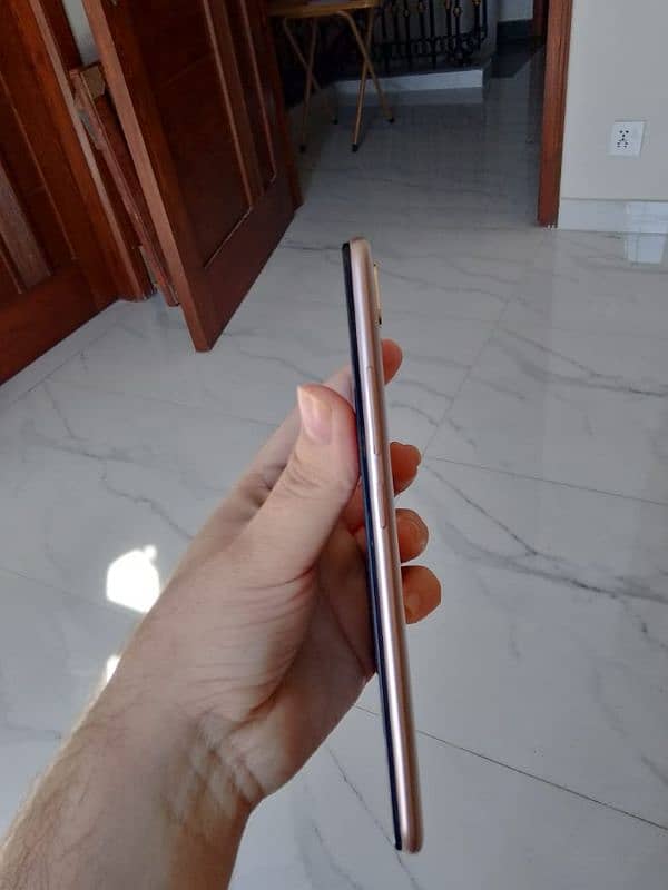 Vivo Y85 4 64 only phone 1