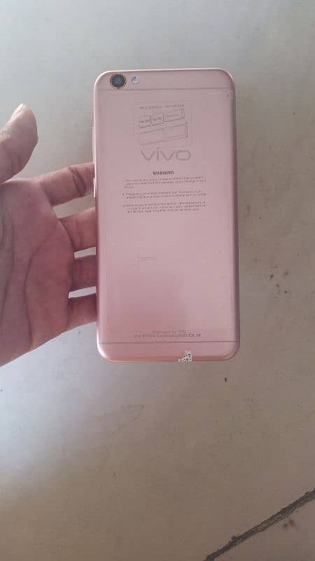 vivo y67  6GB /128GB lush condition 10/10 3