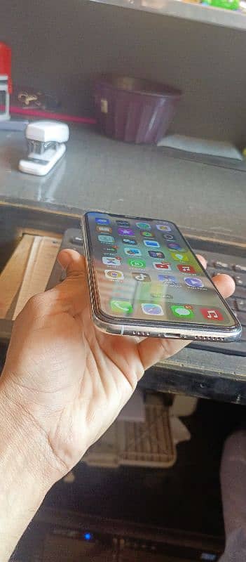 I phone xs Max 256 One sim 0