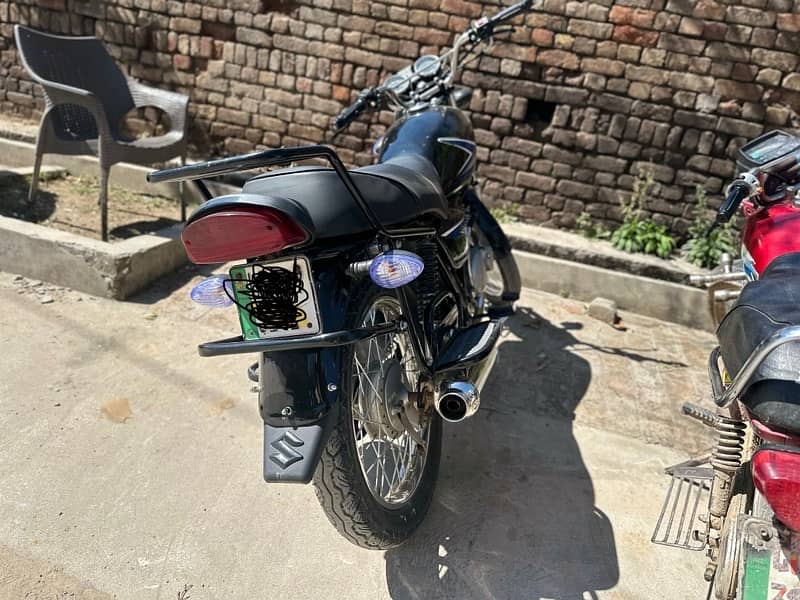 Suzuki GS 150 for Sale 6