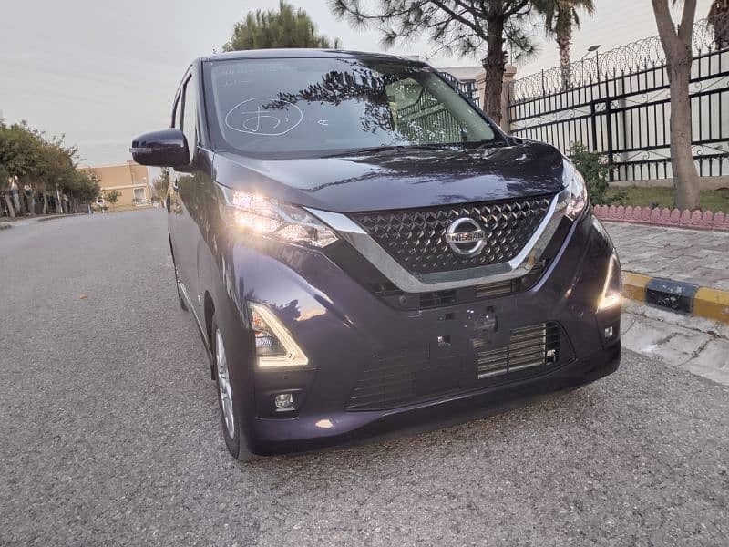 Nissan Dayz Highway Star 2022 S hybrid X pro pilot 1